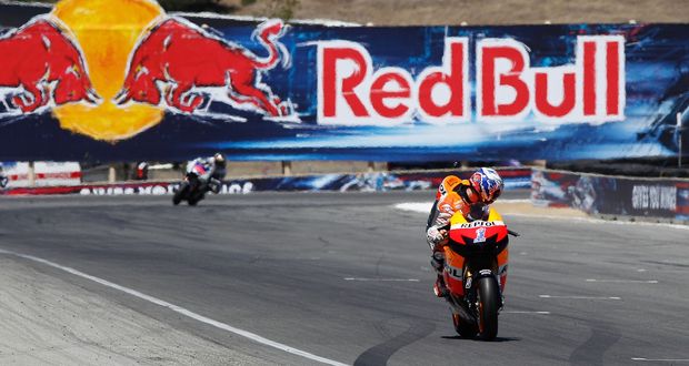 MotoGP: Stoner bate Lorenzo MotoGP: Stoner bate Lorenzo