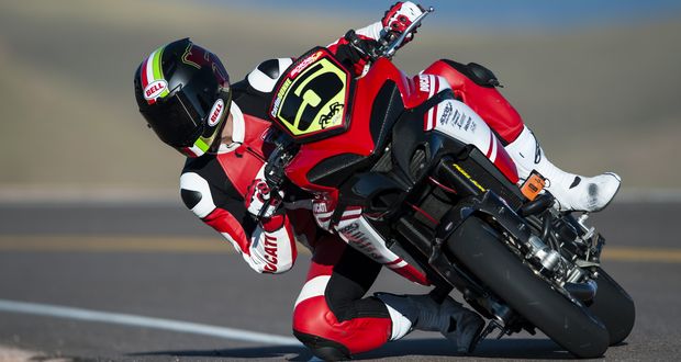 Pikes Peak: tri da Ducati Pikes Peak: tri da Ducati