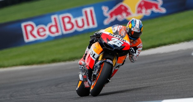 Pedrosa é pole em Indianápolis