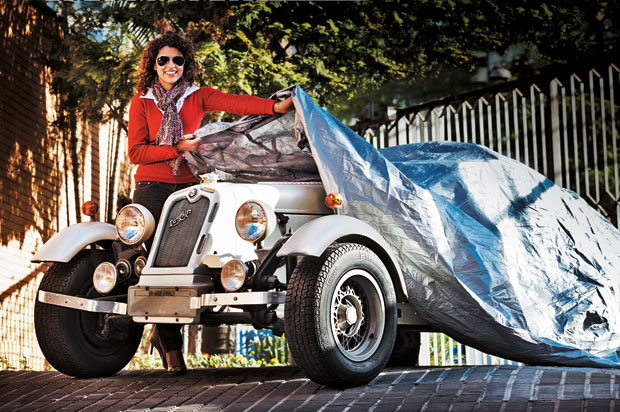 Capa contra sol e chuva: como cuidar do carro que fica ao relento