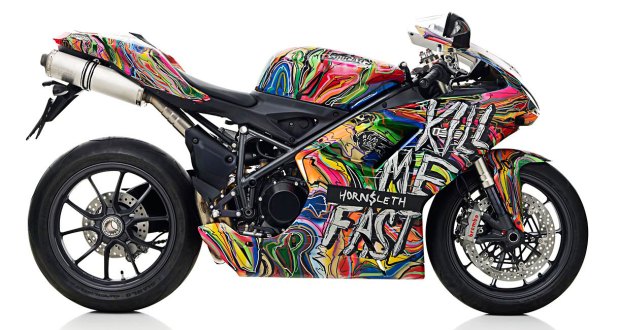 Uma Ducati bem moderna Uma Ducati bem moderna