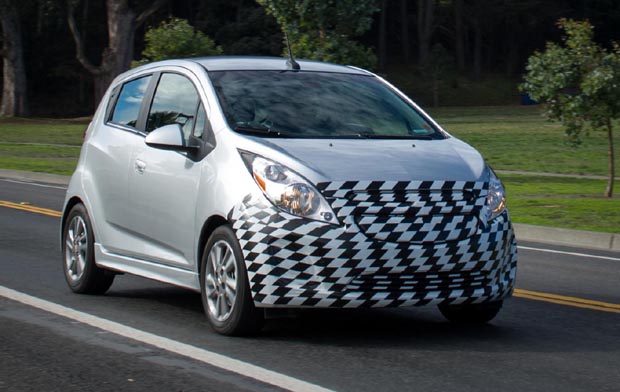 Chevrolet mostra Spark elétrico