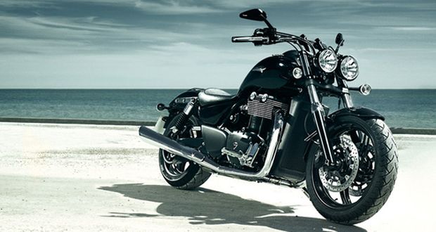 O estilo da Triumph Thunderbird Storm