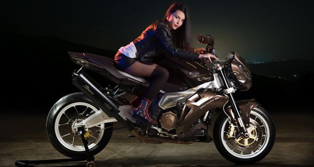 Vilner customiza Aprilia Tuono