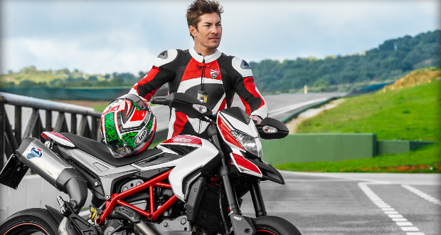 Nicky Hayden acelera nova Ducati Hypermotard