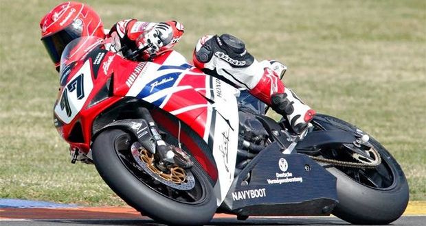 Schumacher anda de Honda CBR1000RR