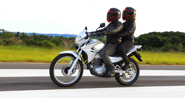 Honda realiza recall da NX 400i Falcon 2013 Honda realiza recall da NX 400i Falcon 2013