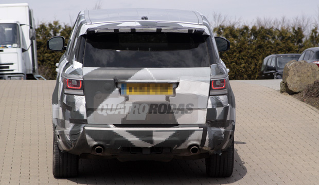 landroveremteste3.jpg landroveremteste3.jpg