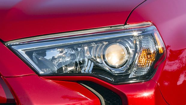 Toyota divulga teaser do 4Runner 2014