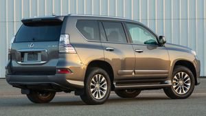 lexus-gx-460-2.jpeg