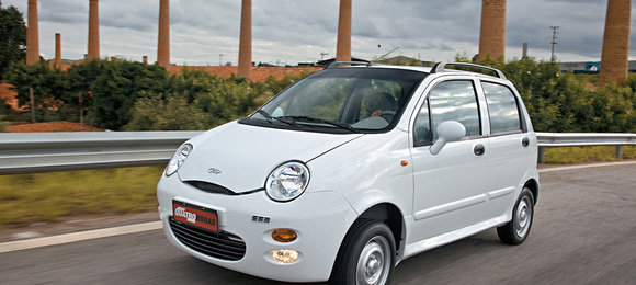 Chery anuncia QQ por R$ 19.990
