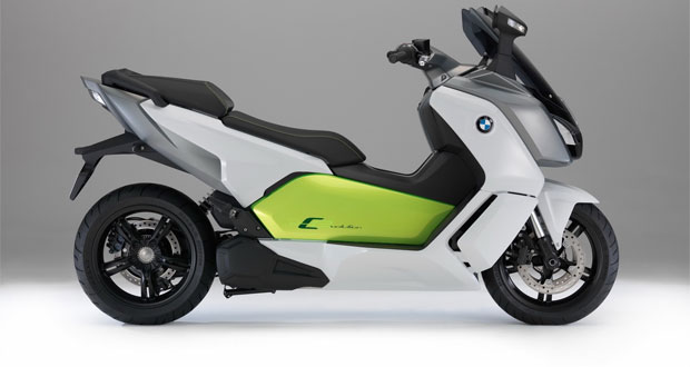 BMW mostra scooter C Evolution em Frankfurt