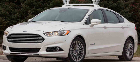 Ford pode adotar direção autônoma em série até 2025