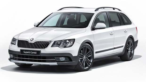 Skoda mostra Superb Combi Outdoor