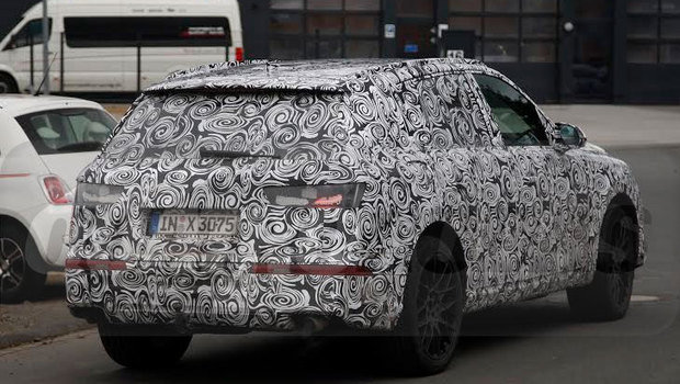 novo-audi-q7-traseira.jpeg novo-audi-q7-traseira.jpeg
