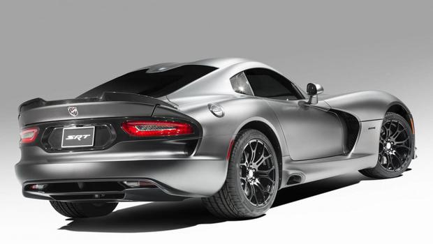 srt-viper-anodized-carbon-time-attack-traseira.jpeg