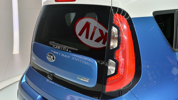 15-2015-kia-soul-ev-chicago-1.jpeg 15-2015-kia-soul-ev-chicago-1.jpeg