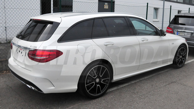 mercedes-c450-sport-amg-1.jpeg mercedes-c450-sport-amg-1.jpeg