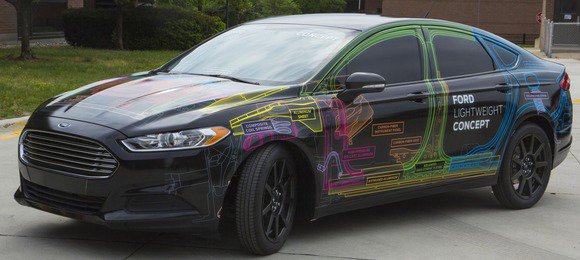 Ford mostra Fusion com baixo peso