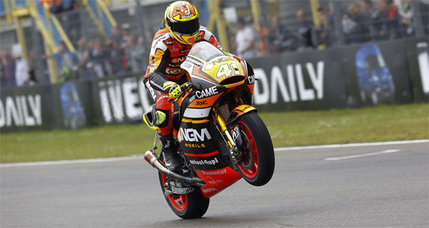MotoGP: Aleix Espargaró garante pole na Holanda MotoGP: Aleix Espargaró garante pole na Holanda