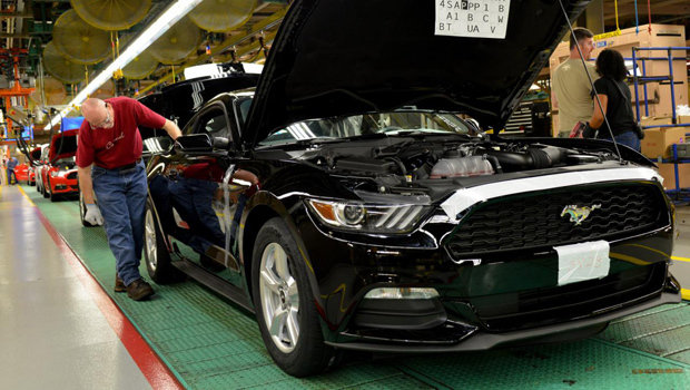 Ford inicia a produção do novo Mustang