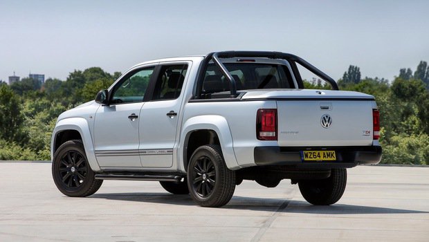 vw-amarok-dark-label-2.jpeg