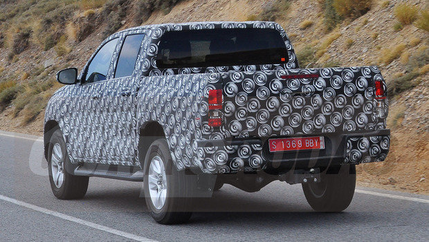 toyota-hilux-7.jpeg toyota-hilux-7.jpeg