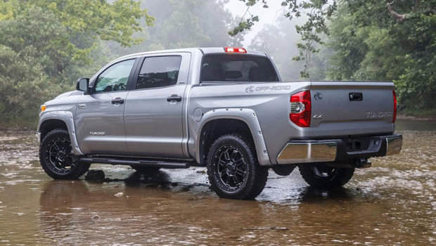 toyota-tundra-bass-pro-shops-off-road-2.jpeg