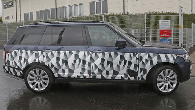 range-rover-lwb-svr-2.jpeg range-rover-lwb-svr-2.jpeg