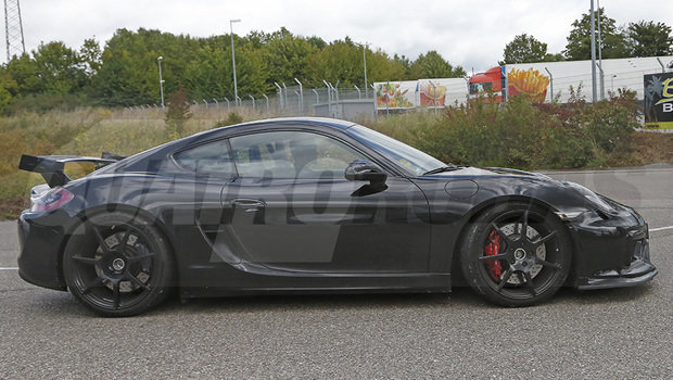 porsche-cayman-gt4-2.jpeg porsche-cayman-gt4-2.jpeg