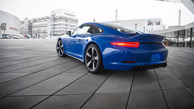 porsche-911-gts-club-coupe-2.jpeg porsche-911-gts-club-coupe-2.jpeg