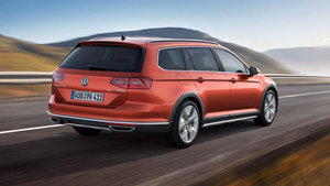 volkswagen-passat-alltrack-2.jpeg