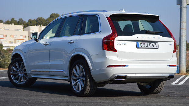 2016-volvo-xc90-t8-07-1.jpeg 2016-volvo-xc90-t8-07-1.jpeg