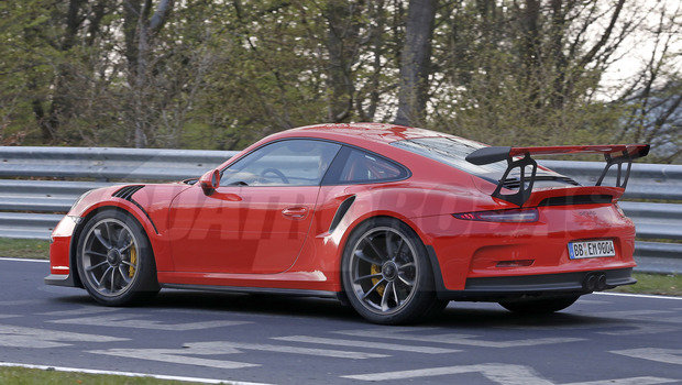 mark-webber-gt3-rs-10.jpeg mark-webber-gt3-rs-10.jpeg