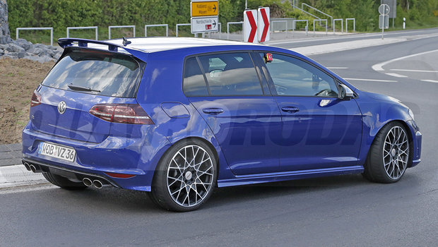 vw-golf-r400-2.jpeg