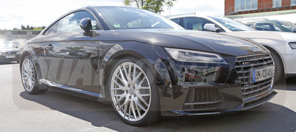 Audi testa novo TT RS