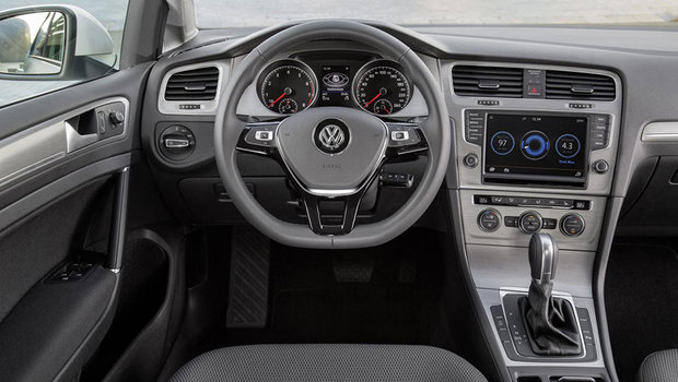 volkswagen-golf-bluemotion-2.jpeg volkswagen-golf-bluemotion-2.jpeg
