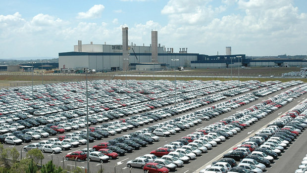 Financiamentos caem 10,6% no primeiro semestre