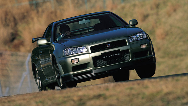 nissan-skyline-gt-r-2000.jpeg