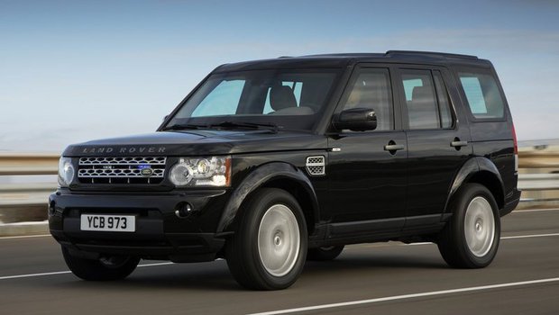 5658cba92daad077d7ca9291land_rover-discovery_4_armoured_2011_800x600_wallpaper_02.jpeg