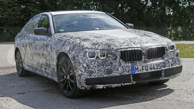 Novo BMW Série 5 volta a ser flagrado