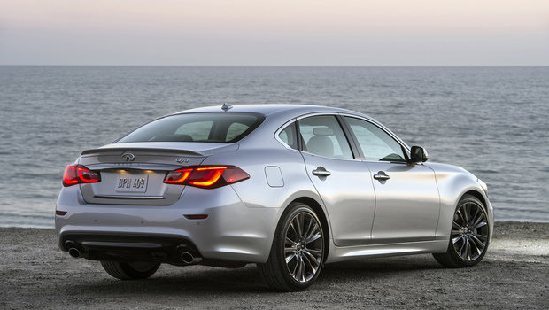 2016-infiniti-q70-02-1.jpeg 2016-infiniti-q70-02-1.jpeg