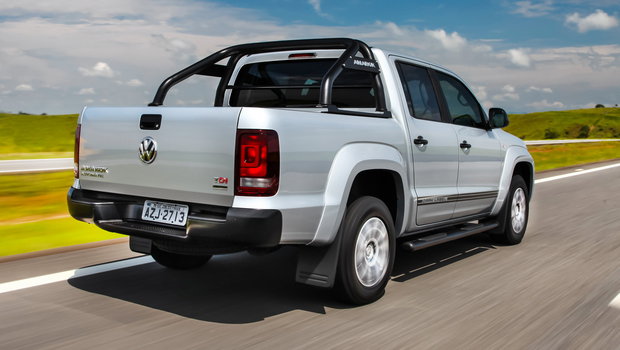 amarok-dark-label-2.jpeg amarok-dark-label-2.jpeg