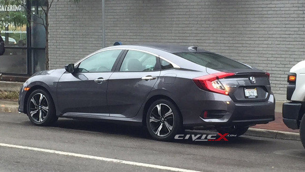 2016-civic-back1.jpeg