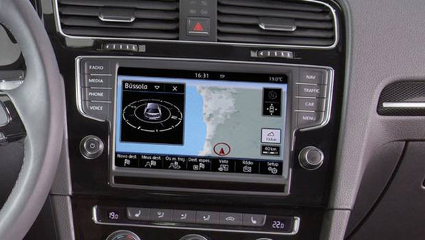 navegador-gps-volkswagen-golf.jpeg navegador-gps-volkswagen-golf.jpeg