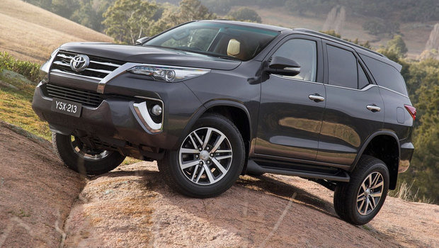 toyota-fortuner_2016_1280x960_wallpaper_01.jpeg