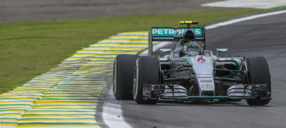 GP Brasil de F-1: Rosberg supera Hamilton e larga na frente