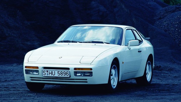 1986-white-porsche-944-turbo-coupe.jpeg