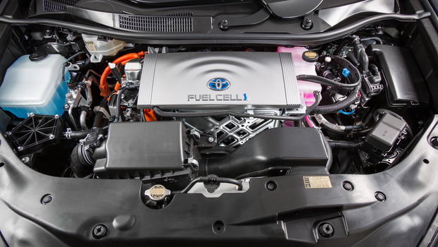 2016_toyota_fuel_cell_vehicle_009.jpeg
