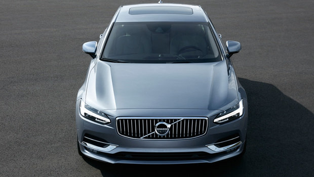 170100_high_front_volvo_s90_mussel_blue.jpeg